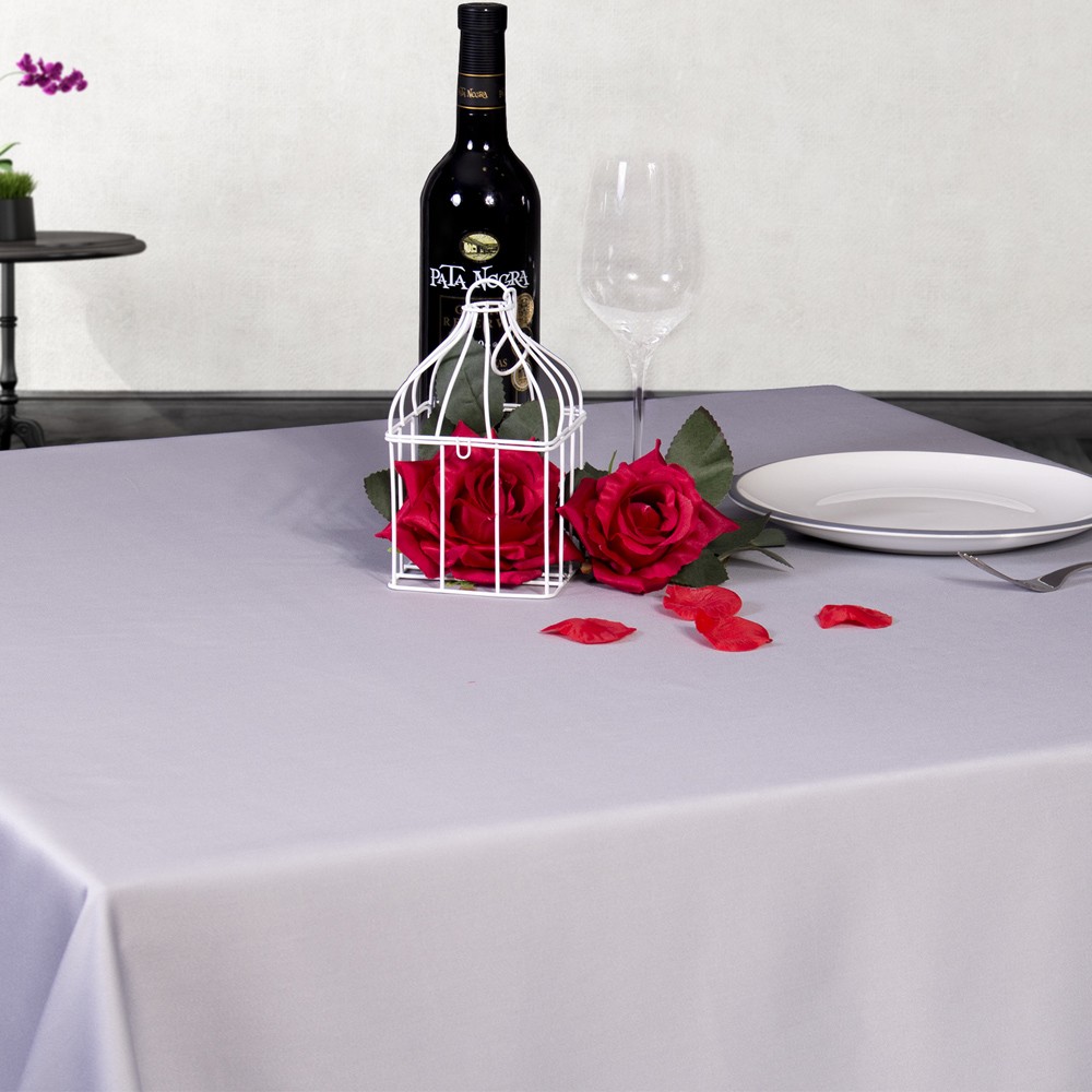 mantel liso satén de restaurante